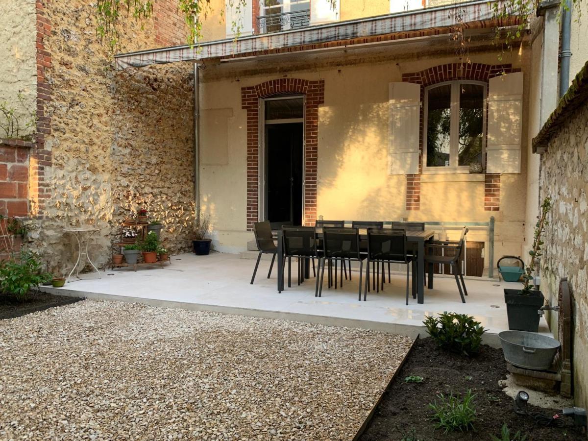 Maison Et Jardin A Epernay Centre Ville Bagian luar foto